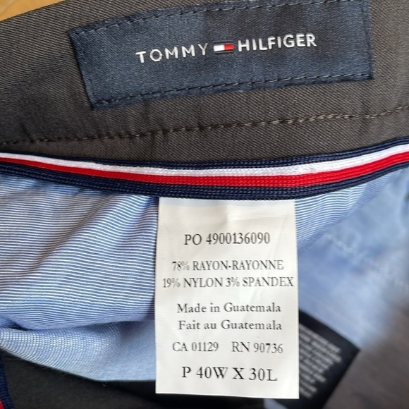 Tommy Hilfiger Men’s Modern-Fit Charcoal THFlex Stretch Dress Pants, Charcoal - Picture 9 of 9